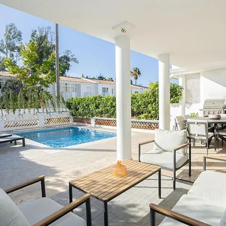 Charming Townhouse/5bedrs/front Beach/private Pool * Μαρμπέλλα