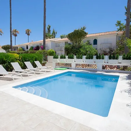 Charming Townhouse/5bedrs/front Beach/private Pool * ماربيا