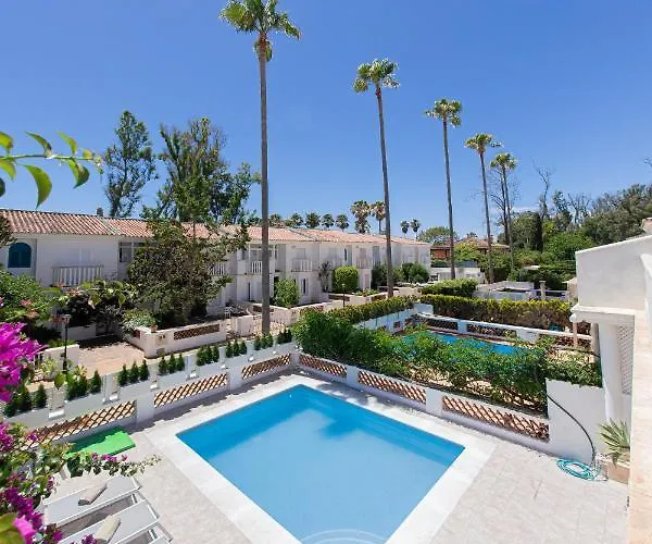 別荘 Charming Townhouse/5bedrs/front Beach/private Pool