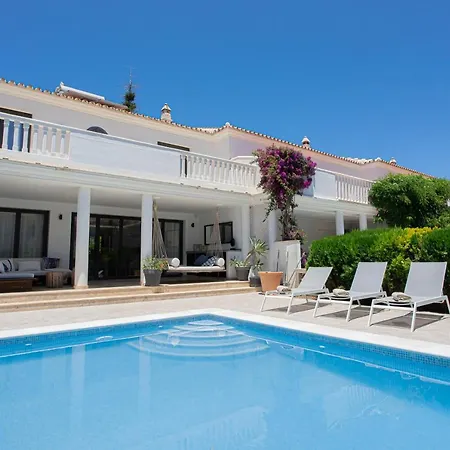 Ferienhaus Charming Townhouse/5bedrs/front Beach/private Pool *